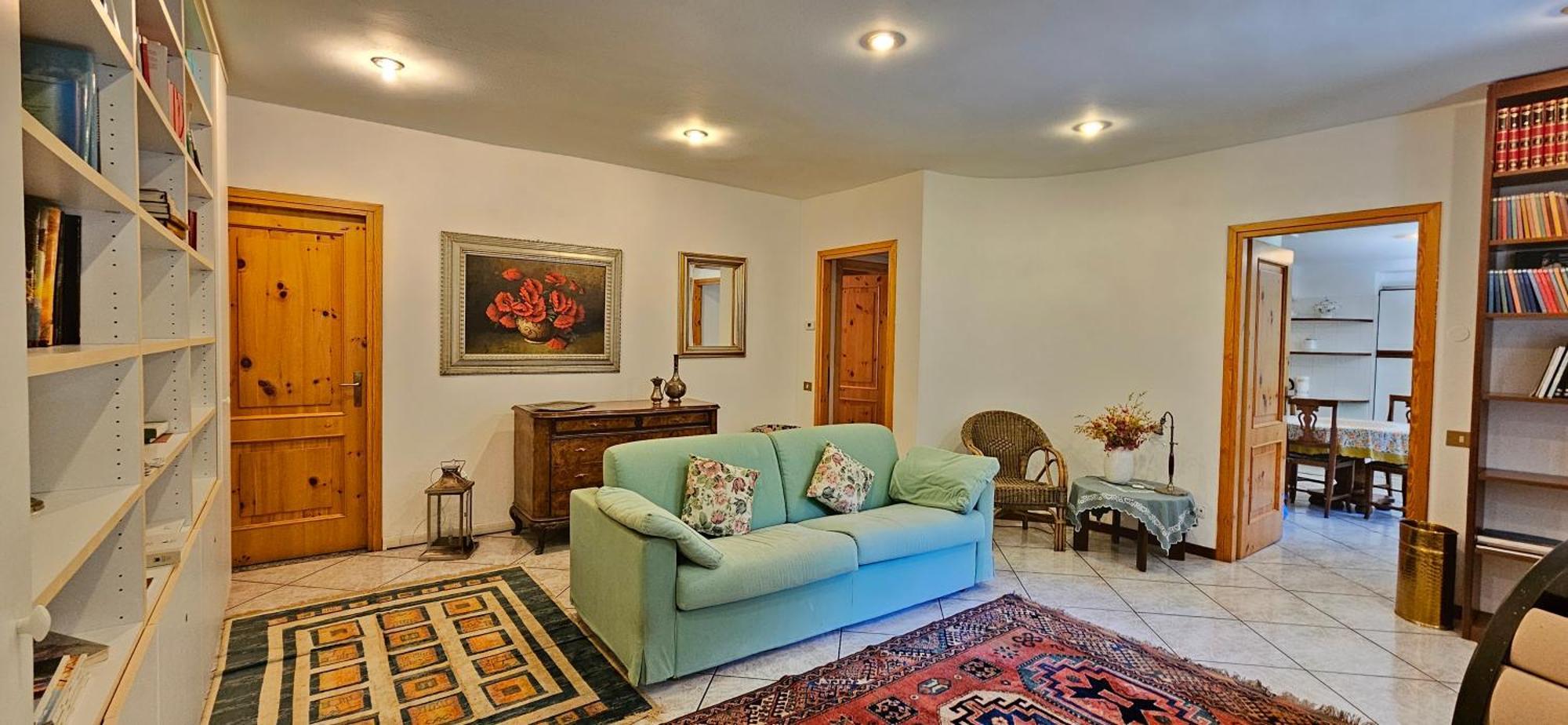 Appartamento Con Ingresso Autonomo, Giardino Privato E Portico Introbio Εξωτερικό φωτογραφία